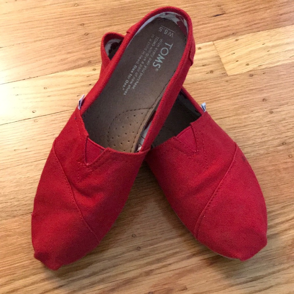 TOMS Classic canvas slip-on shoes